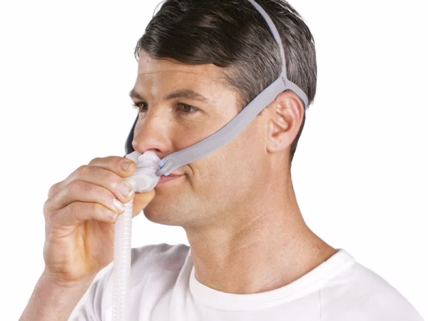 11- Máscara Nasal - Pillow - AirFit P10 – Resmed