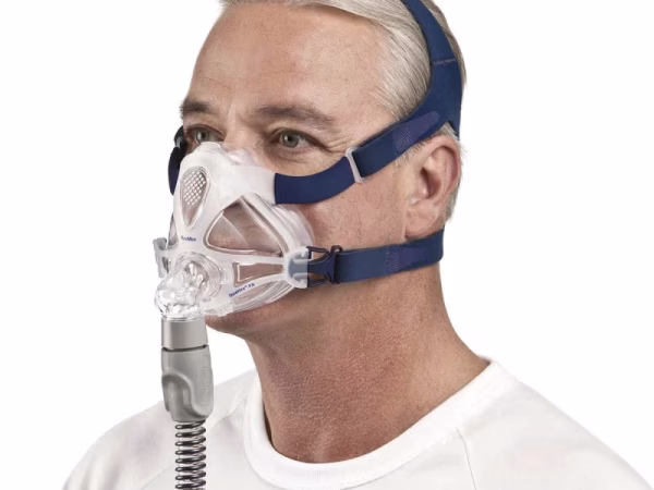 7- Máscara Quattro FX – Resmed