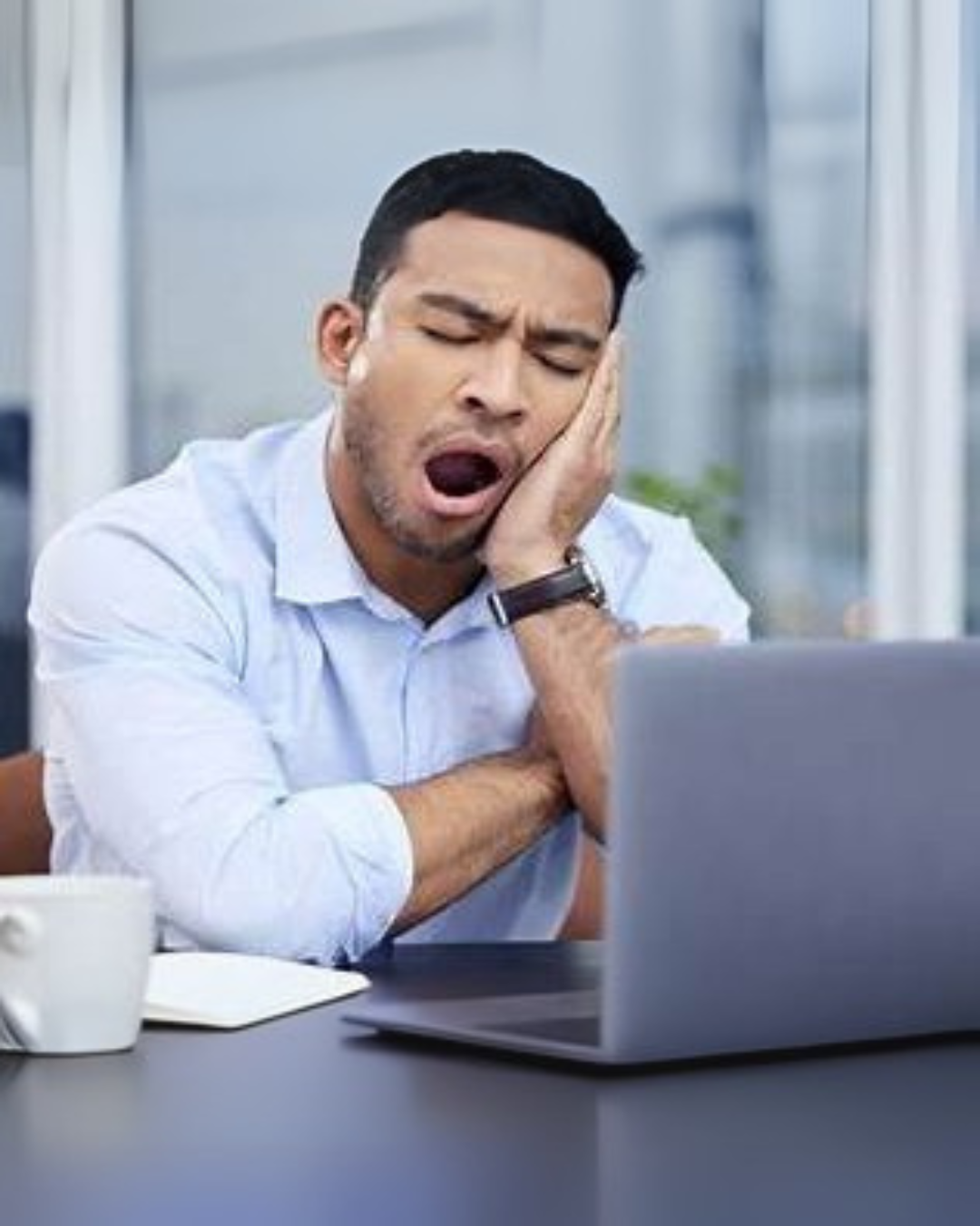 Sonolência excessiva pode ser um sinal de alerta. Faça o teste e entenda melhor seu sono.